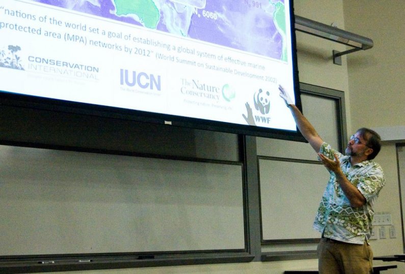 Dave Carlon, an associate professor in the department of zoology at the University of Hawaii, describes the coral reef concentrations in the Indo-Pacific region during a lecture on campus Friday, Oct. 31. Photo by Jon Bergman | WWU intern