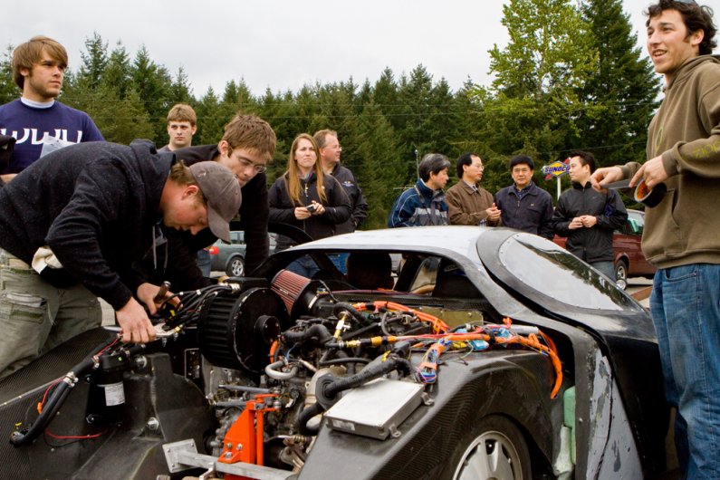 VRI team members go through final system checks prior to driving Viking 45 at Pacific Raceways as a crowd of friends, family, sponsors and members of the media watch with anticipation. Photo by Jon Bergman | University Communications intern