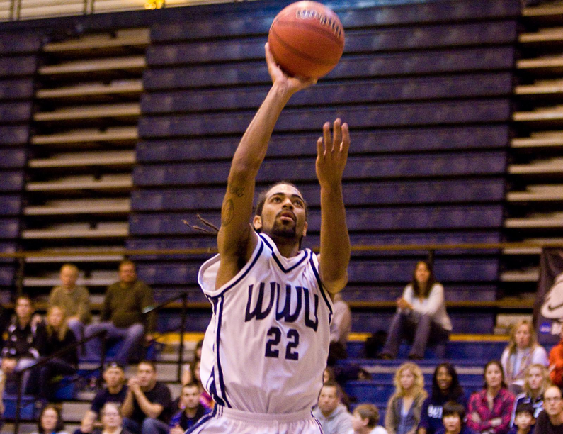 Morris Anderson soars to the hoop for two of his 24 total points scored Tuesday, Dec. 29. Photo by Jon Bergman | WWU intern
