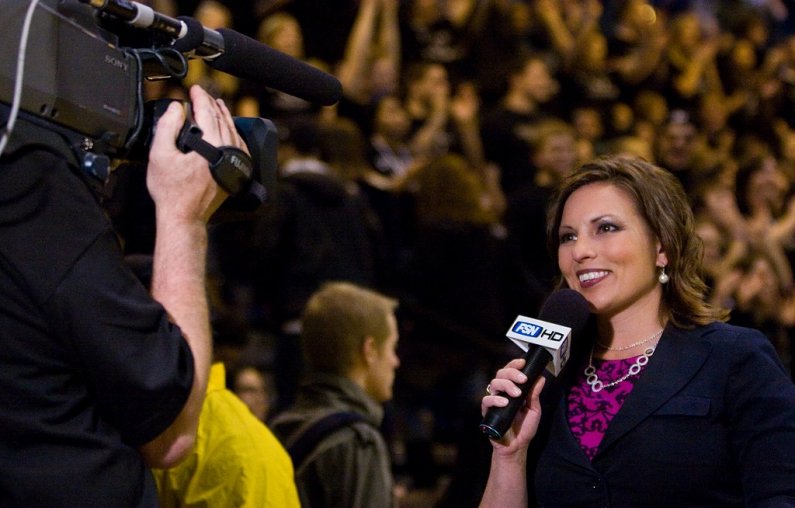 Fox Sports Northwest Sports Reporter Jennifer Mueller highlights the key matchups during the live broadcast of Sunday's Western Washington University versus Central Washington University rivalry basketball game at Carver Gym Feb. 28. Photo by Jon Bergman 