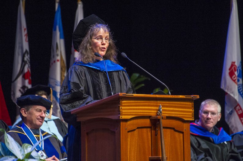 Jennifer Hahn speaks at commencement March 19. An author, scientist, teacher, culinary explorer and wilderness guide, Hahn has long made her living by sharing her love of the outdoors. Photo by Dan Levine / for WWU