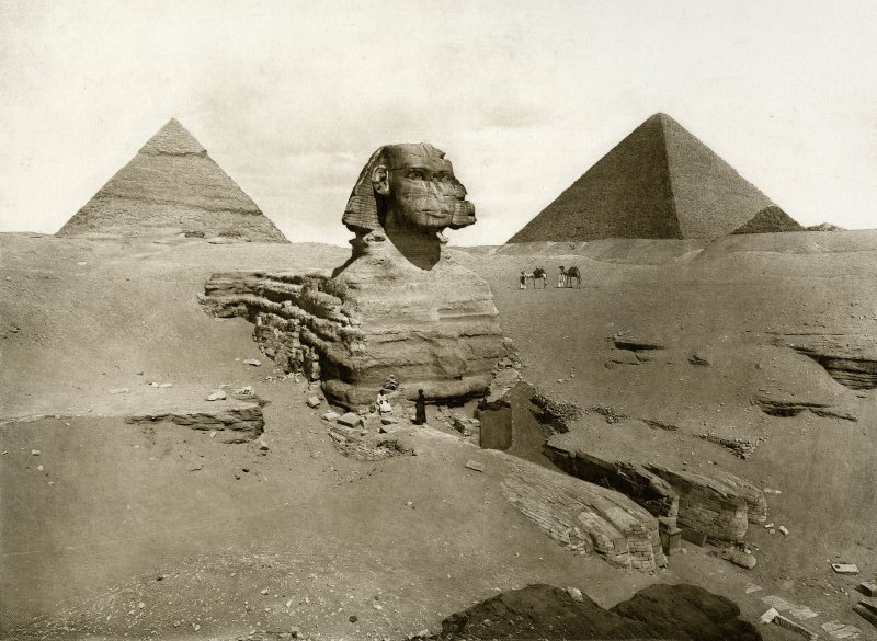 Sepiatone image of the Great Pyramids and The Sphinx in Egypt