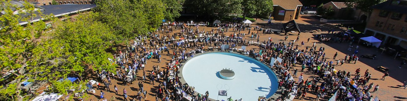 Students pack Red Square for the annual AS Info Fair before the start of the 2015 fall quarter. For the 2016 year, Western topped 10,000 applications for the first time. File photo by Rhys Logan / WWU