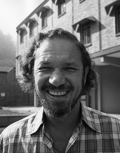 Pete Steffens in front of the Humanities Building on the WWU campus. Photo courtesy of WWU University Archives and Records Center
