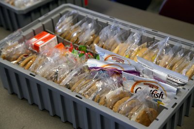 Snacks await those who donate. Photo by Kramer Janders / WWU Communications and Marketing intern